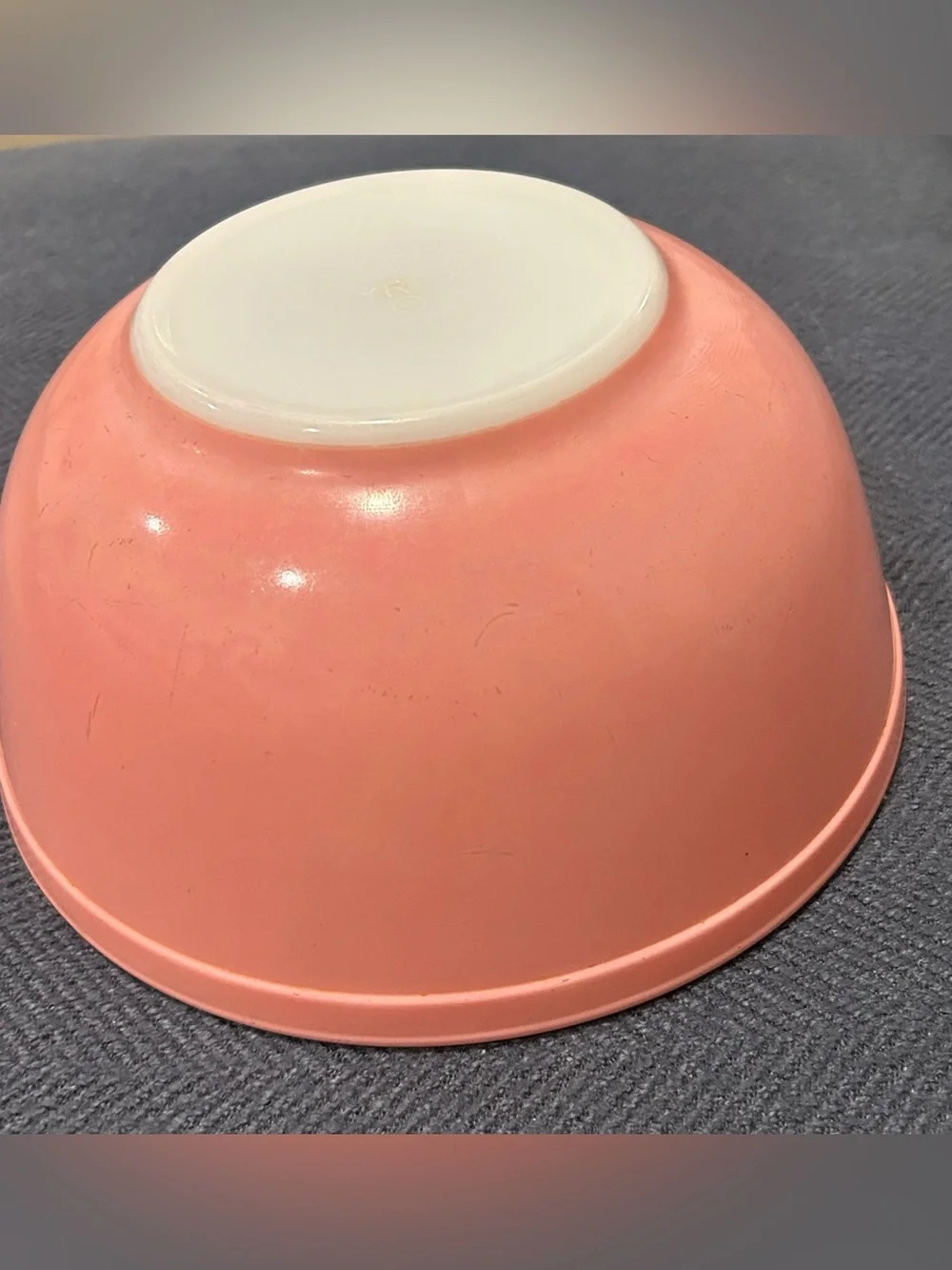 Vintage PYREX 403 Pink Flamingo 2 1/2 Quart Mixing Bowl